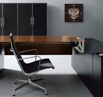 Настенные часы «Герб РФ» квадратные